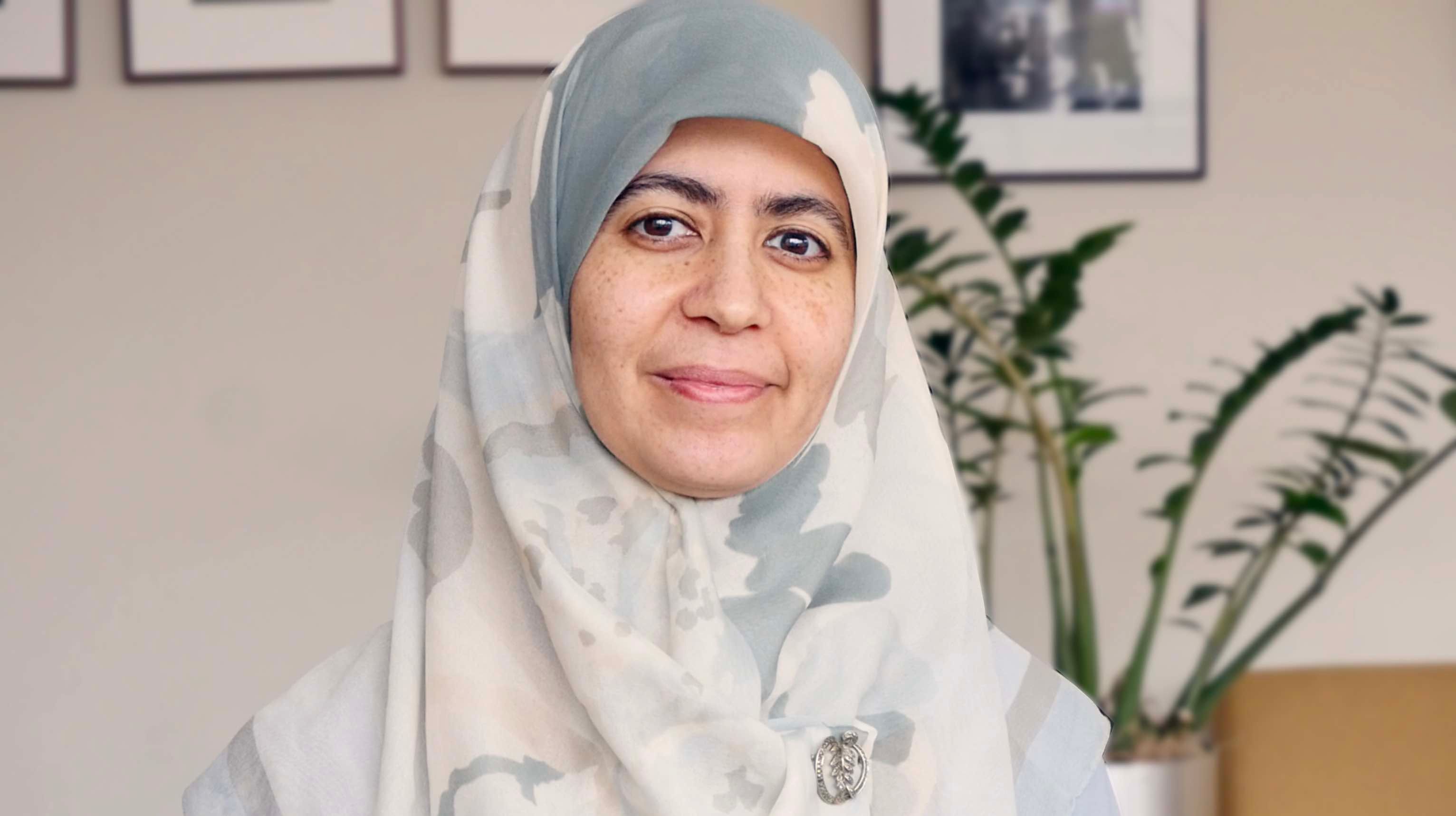 Dr.Mona Hassan